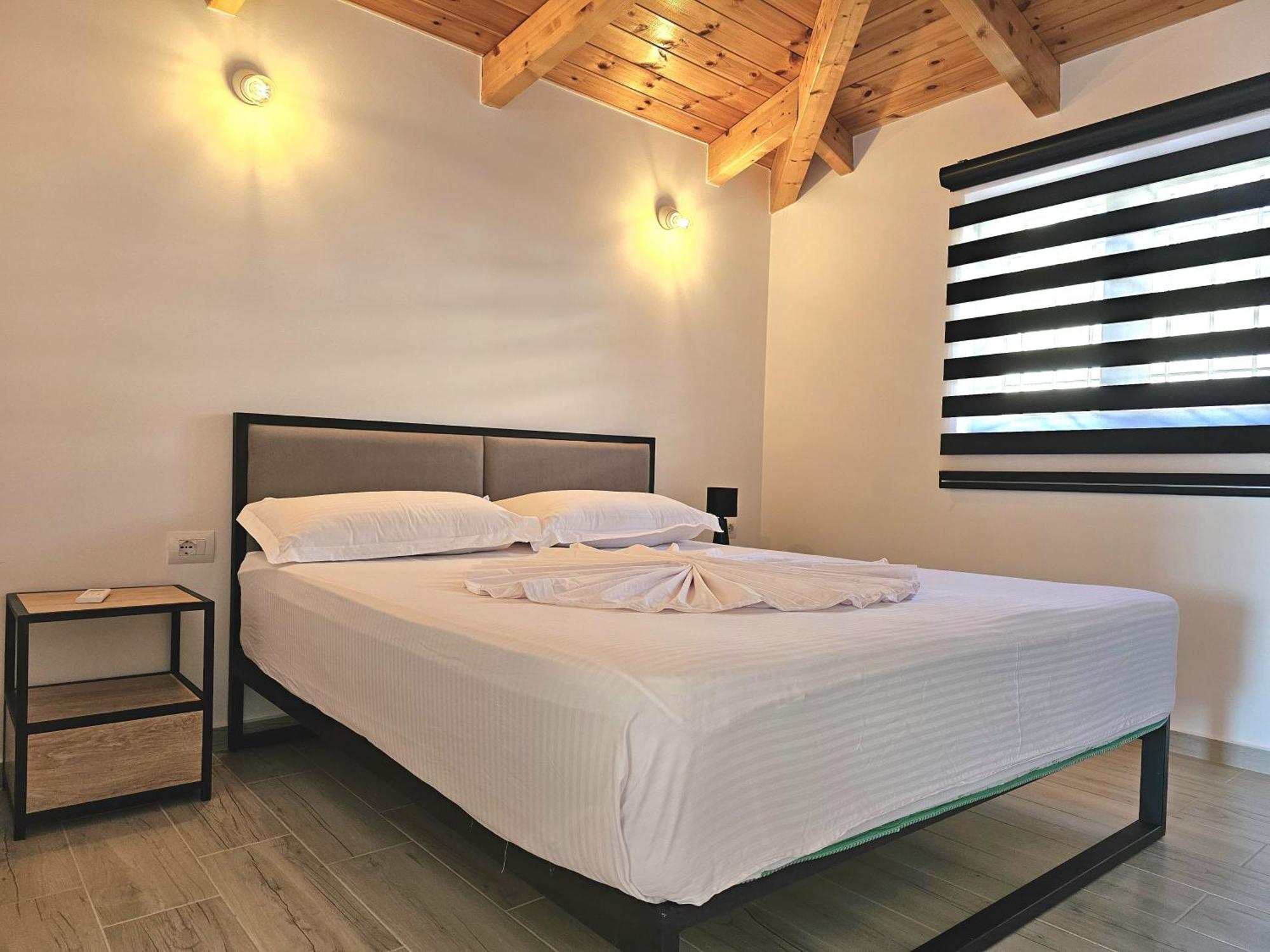 Villa Arta Apartments ساراندا المظهر الخارجي الصورة